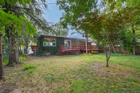 Tiny photo for 5810 W 97th Street, Oak Lawn, IL 60453 (MLS # 12527098)