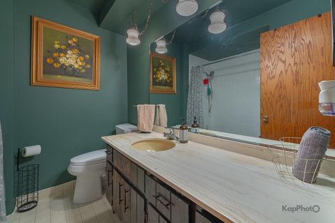 Tiny photo for 5810 W 97th Street, Oak Lawn, IL 60453 (MLS # 12527098)