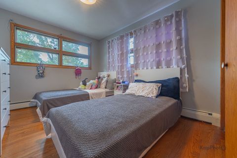 Tiny photo for 5810 W 97th Street, Oak Lawn, IL 60453 (MLS # 12527098)