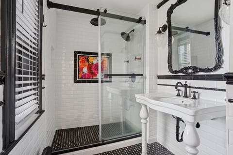 Tiny photo for 4923 S Greenwood Avenue, Chicago, IL 60615 (MLS # 12485443)