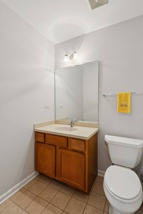 Tiny photo for 521 Chicago Avenue #H, Evanston, IL 60202 (MLS # 12735041)
