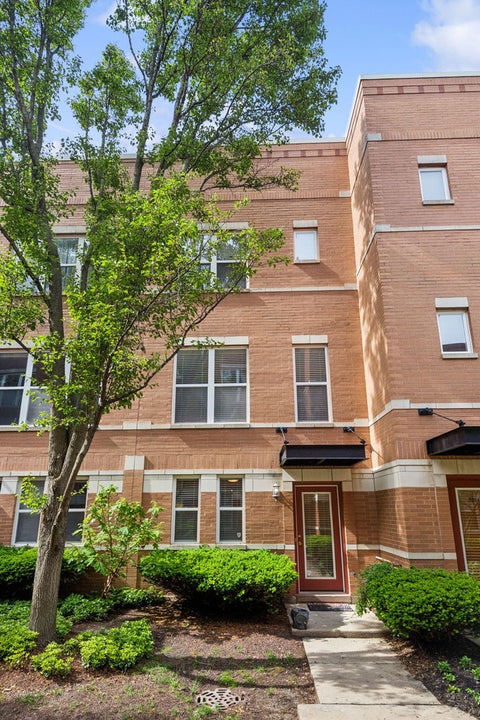 Photo of 521 Chicago Avenue #H, Evanston, IL 60202 (MLS # 12735041)