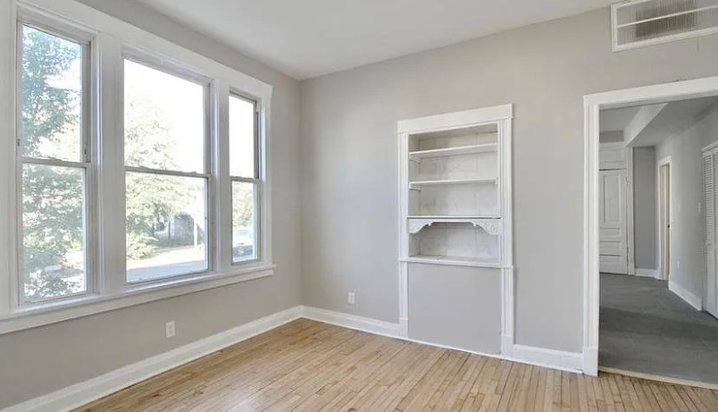 3758 W McLean Avenue CH1