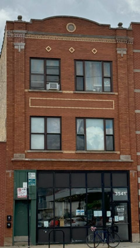 3541 W North Avenue Chicago IL 60647