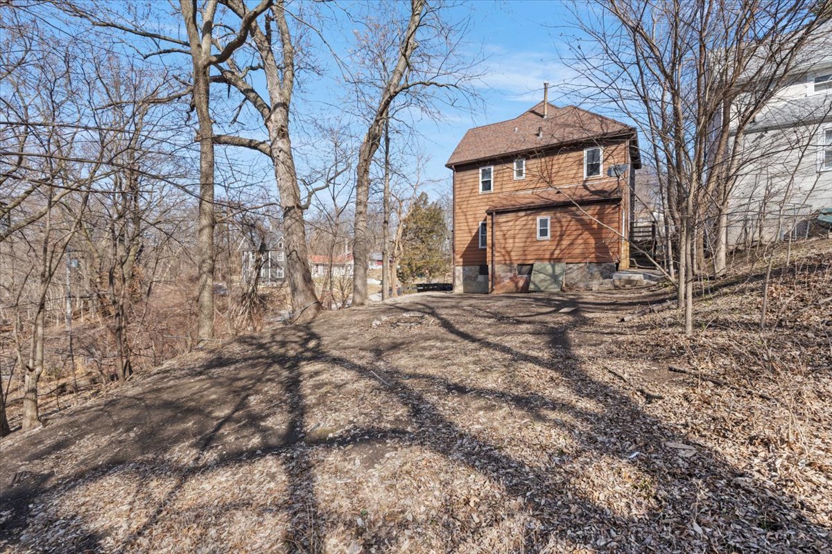 3 Riverview Place
