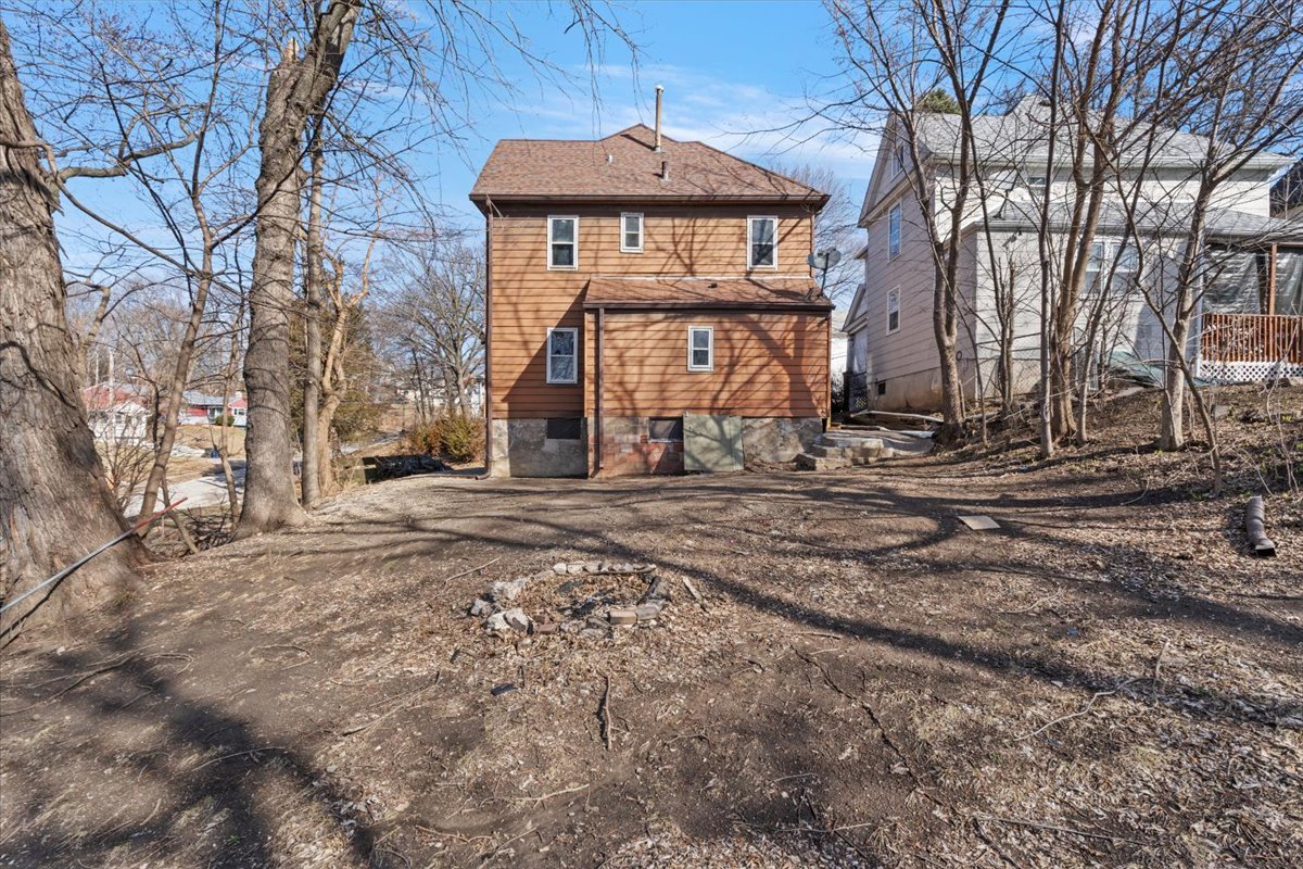 3 Riverview Place