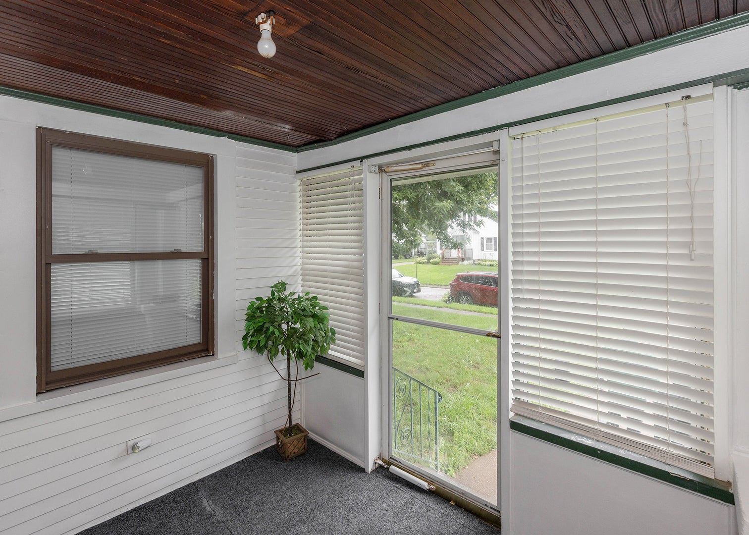 2014 33rd Street