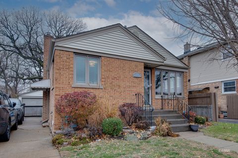 A home in River Grove