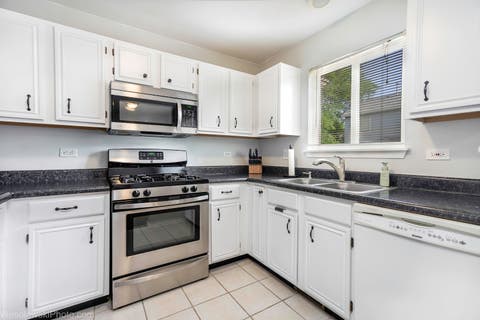 Tiny photo for 1645 Apple Tree Lane, West Chicago, IL 60185 (MLS # 12708562)