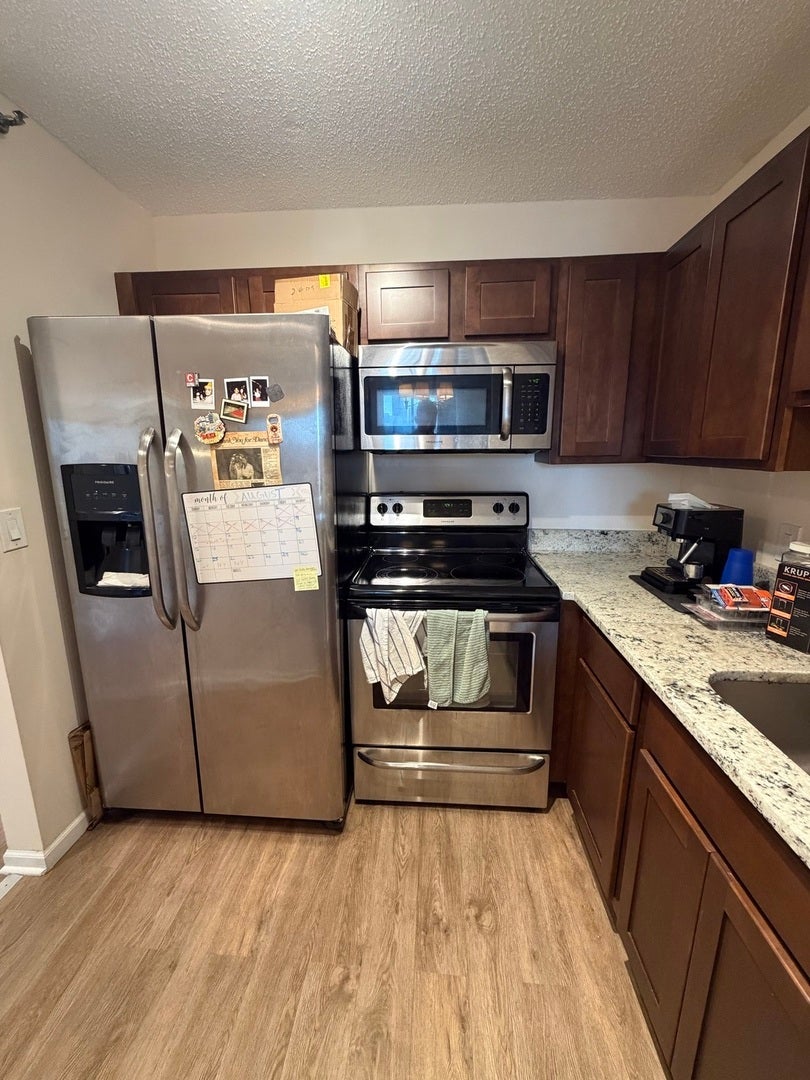 1212 N La Salle Street 2605