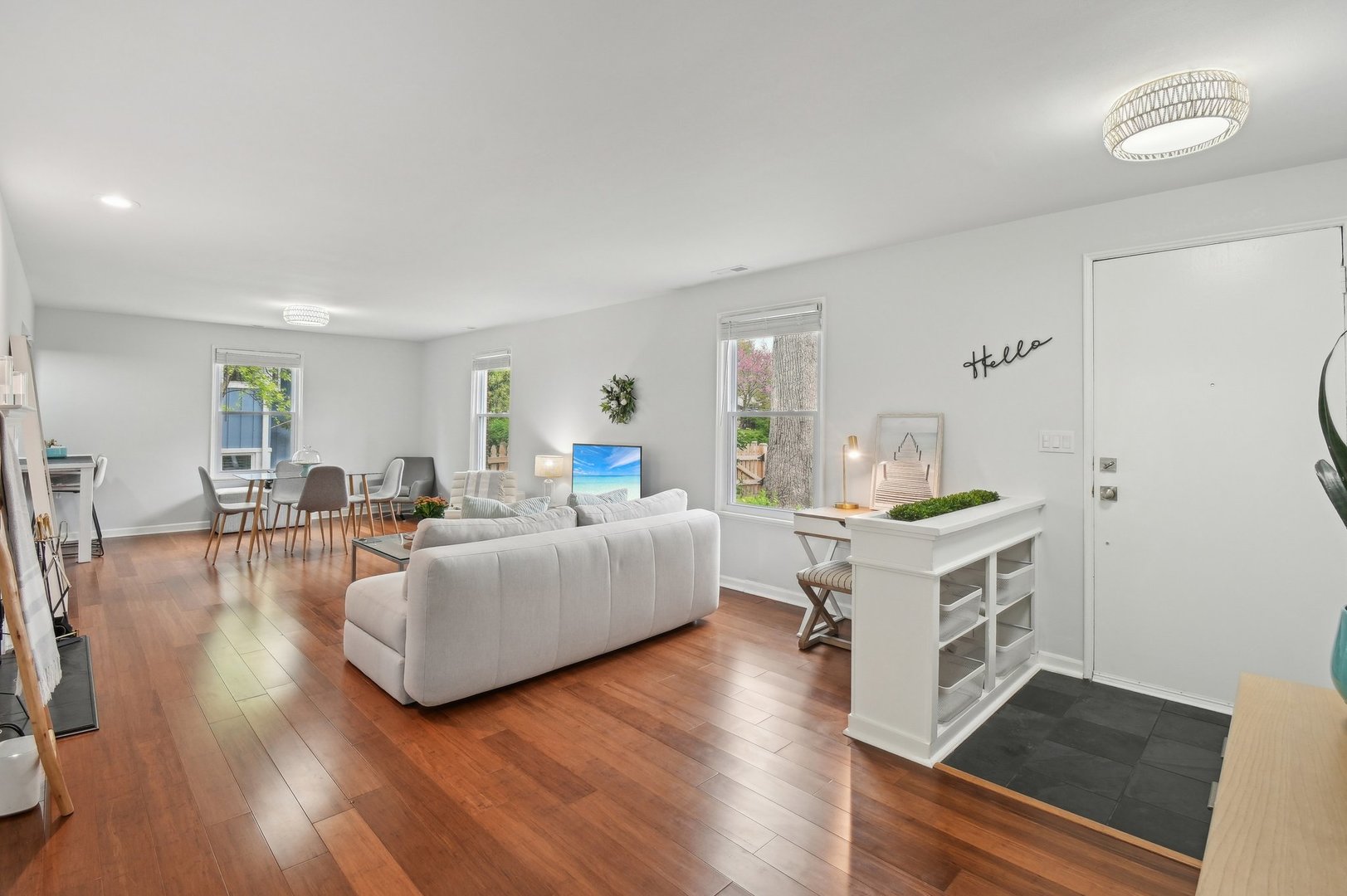 14 E WOODLAND Road