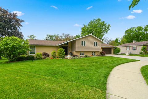 Tiny photo for 1107 VALLEY Lane, Lockport, IL 60441 (MLS # 12636741)