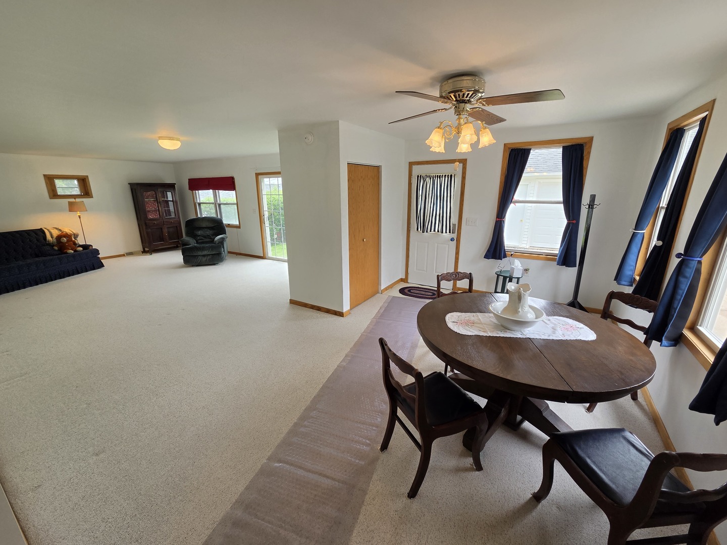1105 6th Street W