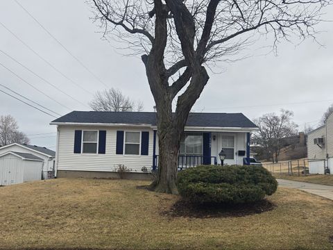 Photo of 1105 6th Street W, Milan, IL 61264 (MLS # 12590761)