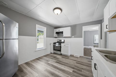 Tiny photo for 124 N 11th Avenue, Melrose Park, IL 60160 (MLS # 12725781)