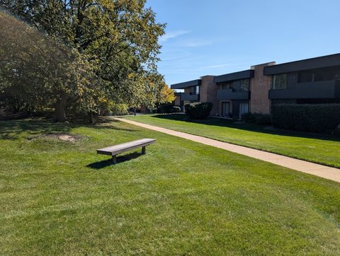 Tiny photo for 1295 N Sterling Avenue #212, Palatine, IL 60067 (MLS # 12484136)