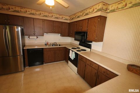 Tiny photo for 906 VALLEY Drive, Carterville, IL 62918 (MLS # EB460327)