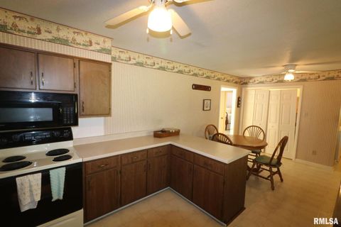 Tiny photo for 906 VALLEY Drive, Carterville, IL 62918 (MLS # EB460327)