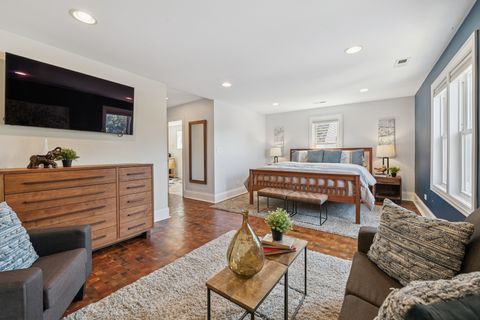 Tiny photo for 2046 N Hamlin Avenue, Chicago, IL 60647 (MLS # 12466464)