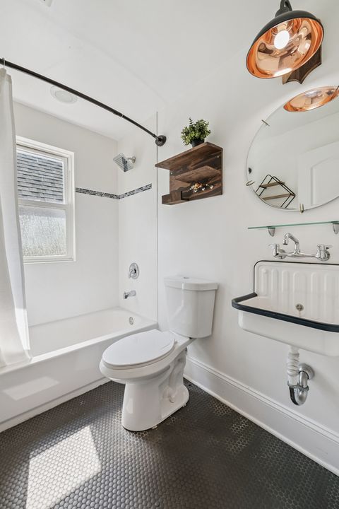 Tiny photo for 2046 N Hamlin Avenue, Chicago, IL 60647 (MLS # 12466464)