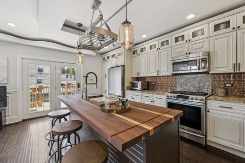 Tiny photo for 2046 N Hamlin Avenue, Chicago, IL 60647 (MLS # 12466464)