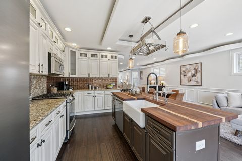 Tiny photo for 2046 N Hamlin Avenue, Chicago, IL 60647 (MLS # 12466464)