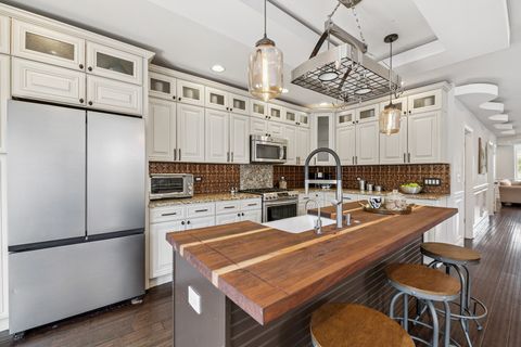 Tiny photo for 2046 N Hamlin Avenue, Chicago, IL 60647 (MLS # 12466464)
