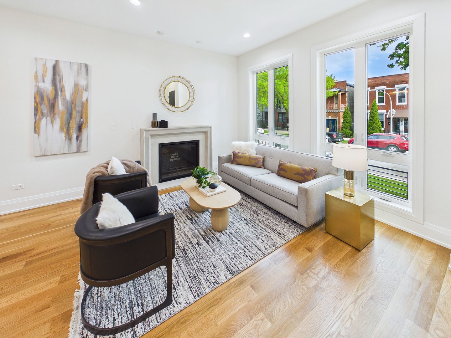 2638 W Superior Street