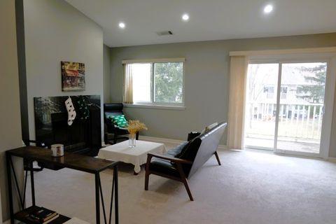 Tiny photo for 1500 CANBURY Court #B2, Wheeling, IL 60090 (MLS # 12527556)