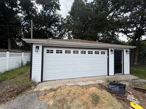 Tiny photo for 242 Highland Road, Willowbrook, IL 60527 (MLS # 12470511)