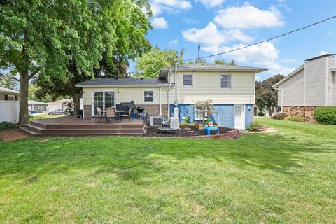 Tiny photo for 604 3rd Street, Sherrard, IL 61281 (MLS # 12657455)