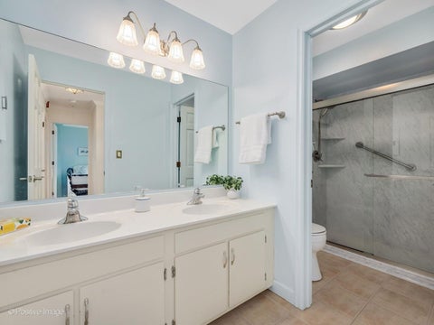 Tiny photo for 19W182 Ginny Lane E #182, Oak Brook, IL 60523 (MLS # 12673080)