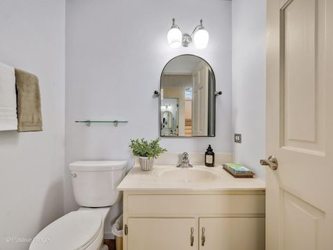 Tiny photo for 19W182 Ginny Lane E #182, Oak Brook, IL 60523 (MLS # 12673080)
