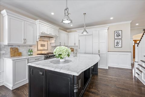 Tiny photo for 1148 Isabella Street, Wilmette, IL 60091 (MLS # 12586386)