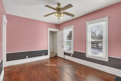 Tiny photo for 1427 N Court Street, Rockford, IL 61103 (MLS # 12595095)