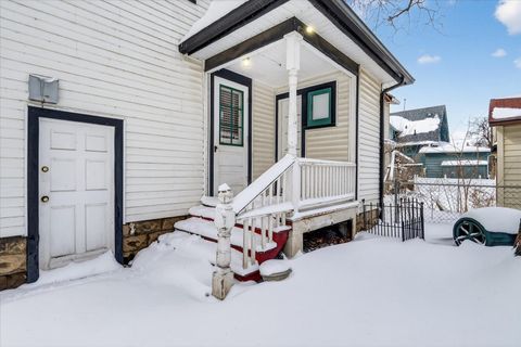 Tiny photo for 1427 N Court Street, Rockford, IL 61103 (MLS # 12595095)