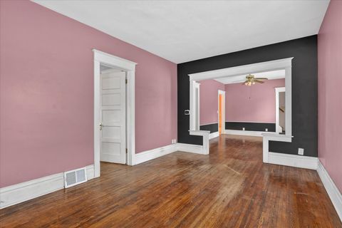 Tiny photo for 1427 N Court Street, Rockford, IL 61103 (MLS # 12595095)