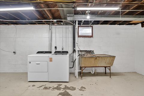 Tiny photo for 1427 N Court Street, Rockford, IL 61103 (MLS # 12595095)