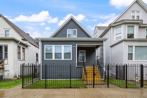 Photo of 1132 N Waller Avenue, Chicago, IL 60651 (MLS # 12632545)