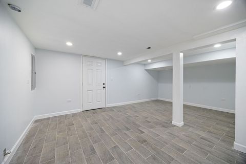 Tiny photo for 1132 N Waller Avenue, Chicago, IL 60651 (MLS # 12632545)
