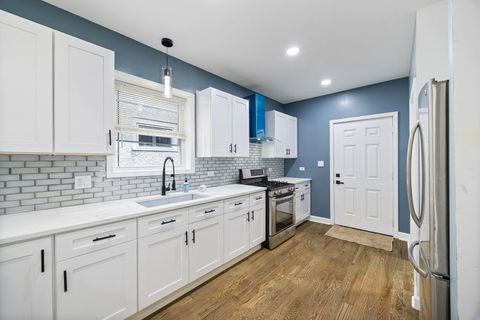 Tiny photo for 1132 N Waller Avenue, Chicago, IL 60651 (MLS # 12632545)