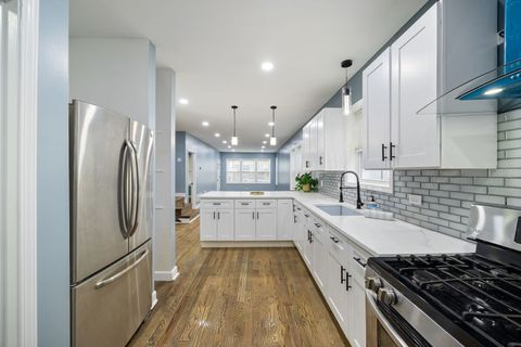 Tiny photo for 1132 N Waller Avenue, Chicago, IL 60651 (MLS # 12632545)