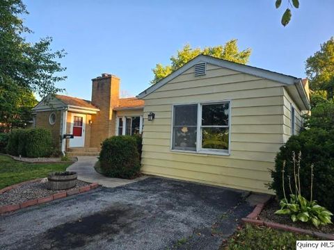 Tiny photo for 825 Augusta Road, Carthage, IL 62321 (MLS # 12284396)