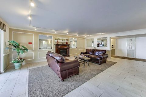 Tiny photo for 841 N York Street #332, Elmhurst, IL 60126 (MLS # 12476274)