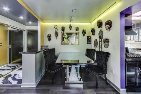 Tiny photo for 841 N York Street #332, Elmhurst, IL 60126 (MLS # 12476274)