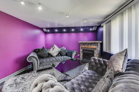 Tiny photo for 841 N York Street #332, Elmhurst, IL 60126 (MLS # 12476274)