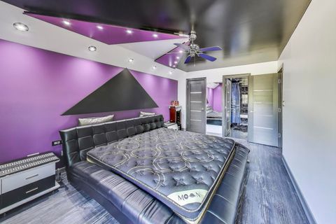 Tiny photo for 841 N York Street #332, Elmhurst, IL 60126 (MLS # 12476274)