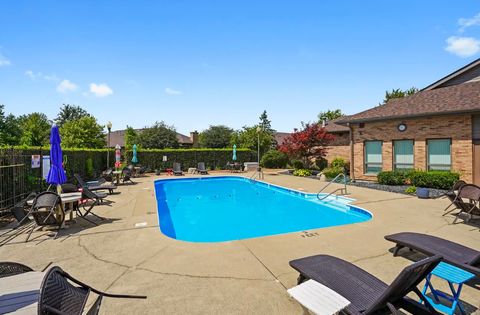 Tiny photo for 9378 Fox Run Circle, Frankfort, IL 60423 (MLS # 12481028)