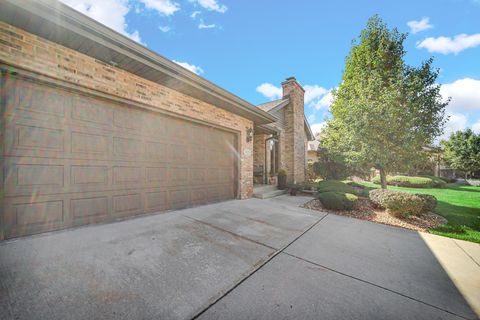 Tiny photo for 9378 Fox Run Circle, Frankfort, IL 60423 (MLS # 12481028)