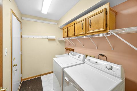 Tiny photo for 9378 Fox Run Circle, Frankfort, IL 60423 (MLS # 12481028)
